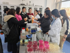 师和参训人员针对专业范畴进行了及时互动和深